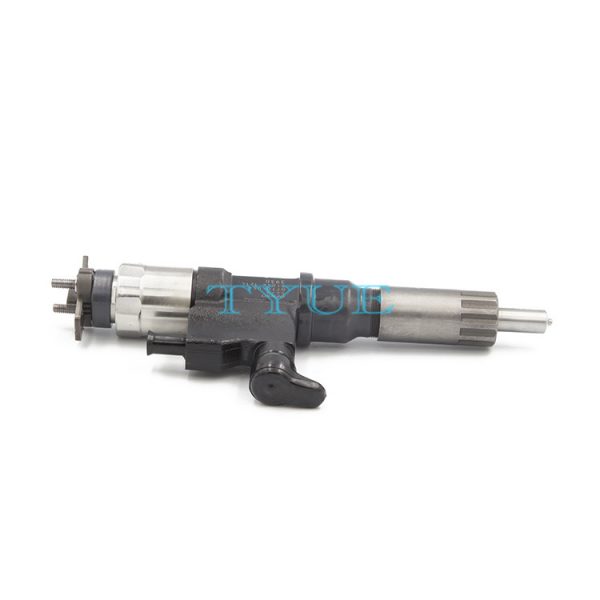 Remanufactured High Quality Diesel Injector 095000-6300  Common Rail Disesl Injector 095000-6300