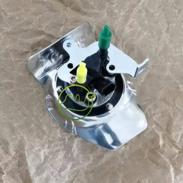 Urea Injector Nozzle 0 444 023 053 0444023053 Suitable for VO LVO RE-NAULT Diesel Engine