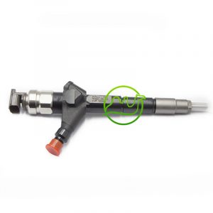 Made in China new Fuel Injector 095000-5135 16600-AW40C