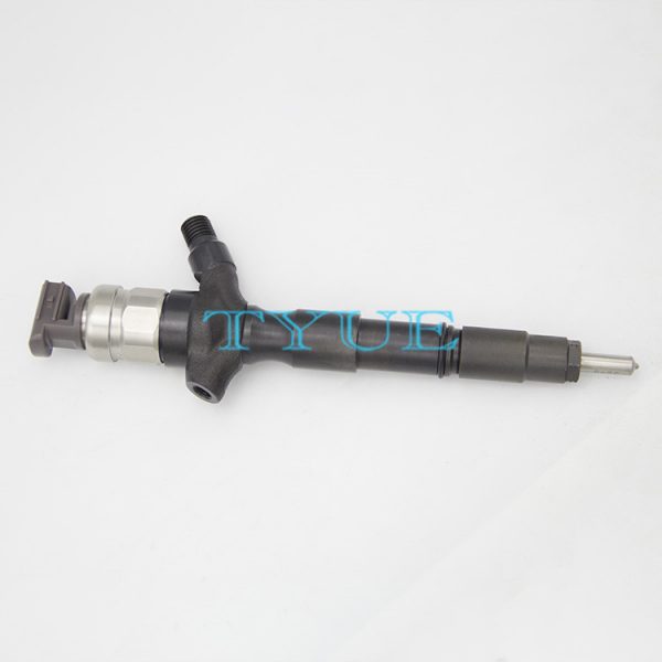 High Quality Diesel Injector 23670-09070  2367009070  2367009060